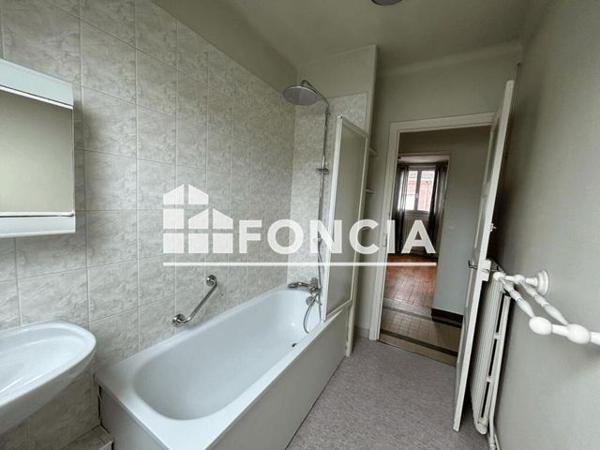 Location Appartement 2 pièces 49.1 m² - 21 RUE JEANNE D'ARC Beauvais 60000