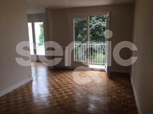 Location 3 Pieces 68 60200 Compiegne 43 0075 01 0001