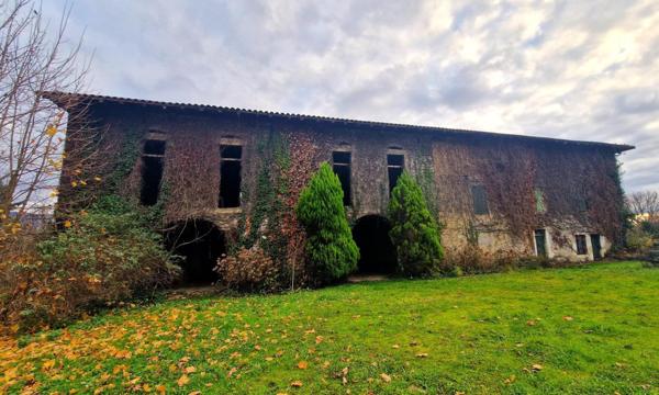 Superbe Corps de ferme à rénover