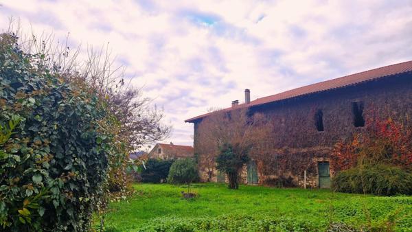 Superbe Corps de ferme à rénover