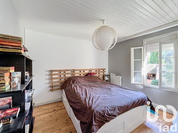 Maison de ville 4 pièces de 124 m² à Coutras (33230)