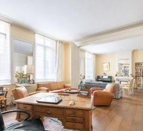 Superbe maison Bourgeoise  avec jardin