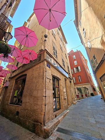 LOT DE 6 APPARTEMENTS VENDUS LOUÉS - GRASSE CENTRE HISTORIQUE