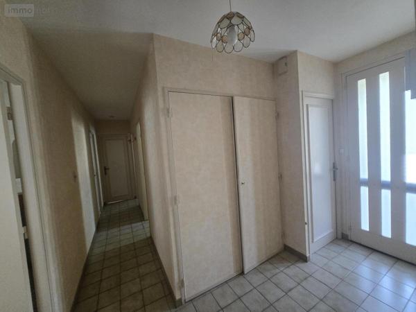 Maison à vendre à Avrillé dans le Maine-et-Loire (49240), ref : 49113-453