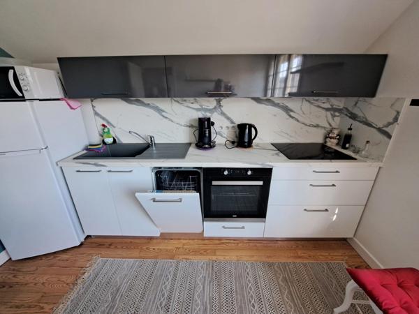 Appartement à louer 1 pièces BELLEU (02)