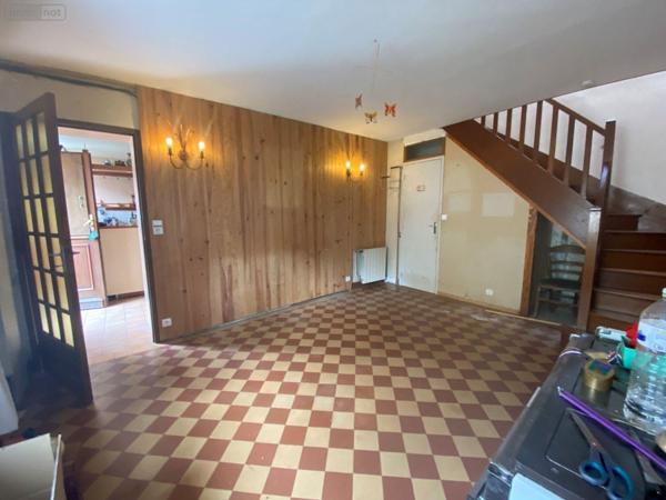 Maison à restaurer à vendre à Nogent-le-Rotrou dans l'Eure-et-Loir (28400), ref : 230897   
Le Tertre Masnier