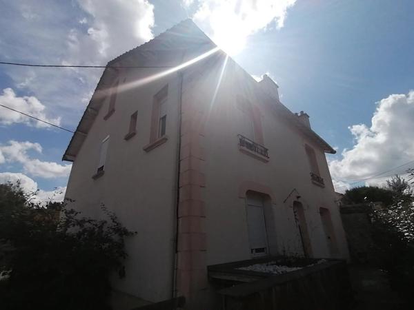 Maison de rapport divisée en 2 appartements - La Souterraine