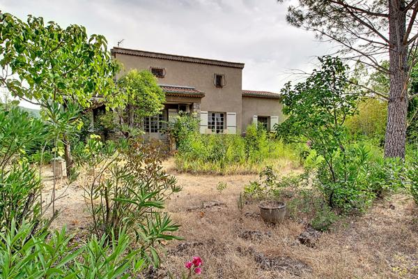 A VENDRE ! Maison 4 pièces à Draguignan - Plain-pied avec garage et jardin