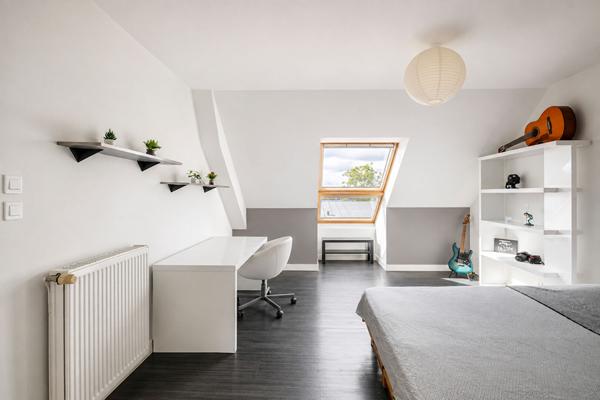 Maison Betton HYPER CENTRE /  PLUS DE 200 M² / REVENUS LOCATIFS /  TERRAIN 700 M²  / SOUS  SOL ET TRES GRAND GARAGE