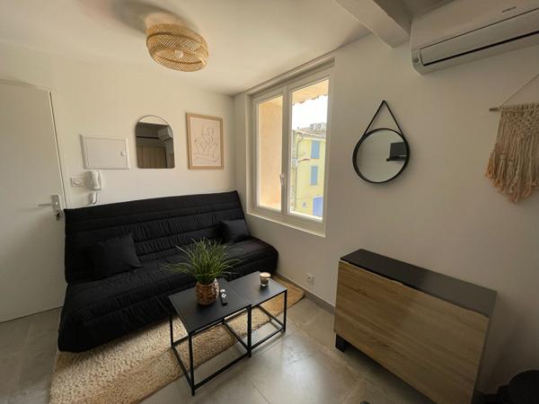 Appartement La Crau 1 pièce(s) 18 m2