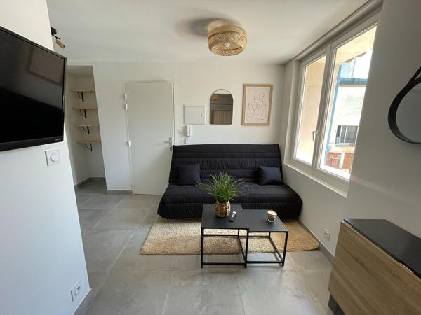 Appartement La Crau 1 pièce(s) 18 m2