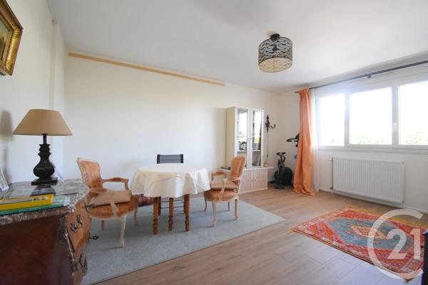 Appartement F2 à vendre  2 pièces - 49,22 m 2   VICHY  - 03
