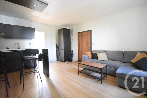 Appartement F2 à vendre  2 pièces - 49,22 m 2   VICHY  - 03