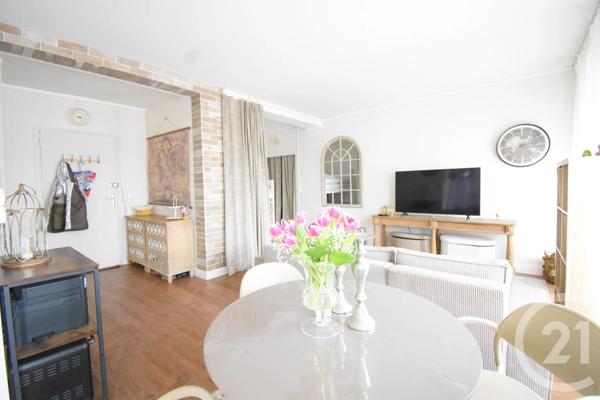 Appartement F2 à vendre  2 pièces - 49,22 m 2   VICHY  - 03