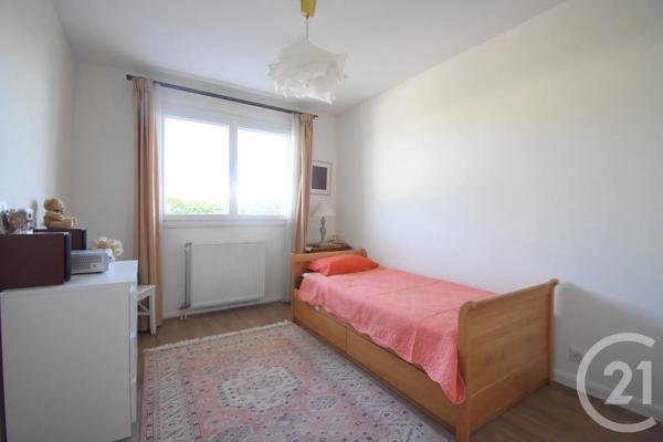 Appartement F2 à vendre  2 pièces - 49,22 m 2   VICHY  - 03