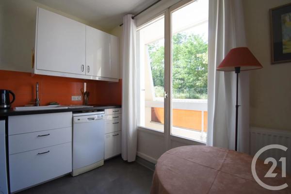 Appartement F2 à vendre  2 pièces - 49,22 m 2   VICHY  - 03