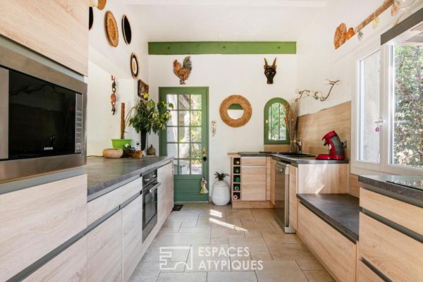 Villa avec vue imprenable et piscine, un oasis de tranquillité