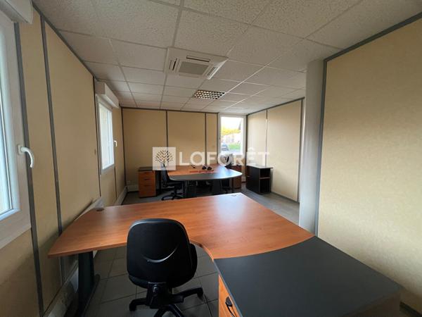 Location bureau près de Bourgoin-Jallieu - 4 pièce(s) - 100 m² - 1 550 € par mois