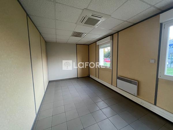 Location bureau près de Bourgoin-Jallieu - 4 pièce(s) - 100 m² - 1 550 € par mois