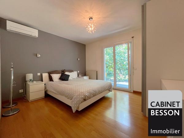EYBENS limite POISAT - Belle maison de 169m² (242m² au sol) - 6P+C - Terrain de 816m² - Visite : Xavier MAGNIN 06 89 12 54 61