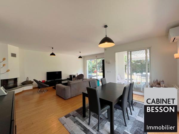 EYBENS limite POISAT - Belle maison de 169m² (242m² au sol) - 6P+C - Terrain de 816m² - Visite : Xavier MAGNIN 06 89 12 54 61