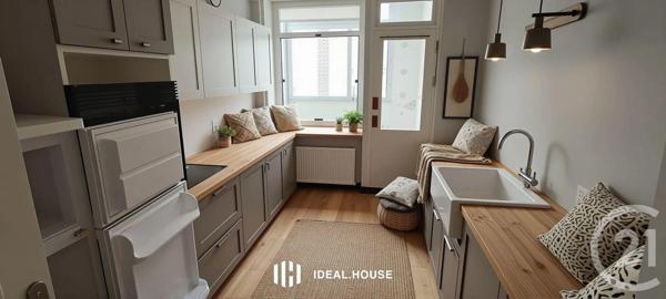 Appartement F4 à vendre  4 pièces - 103 m 2   VALENCE  - 26