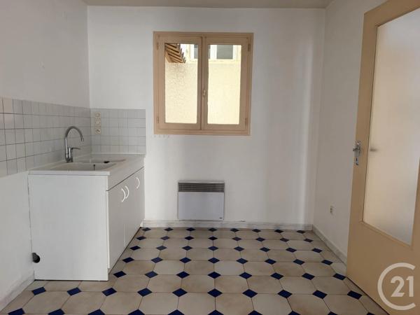 Appartement F3 à vendre  3 pièces - 75,60 m 2   VOIRON  - 38