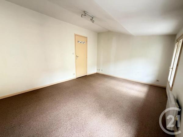 Appartement F3 à vendre  3 pièces - 75,60 m 2   VOIRON  - 38