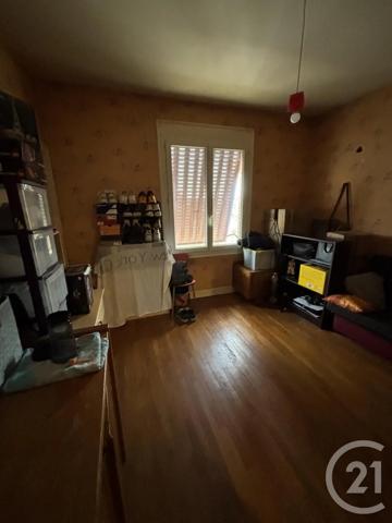 Maison à vendre  5 pièces - 124,12 m 2   MONTLUCON  - 03