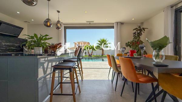 Villa 6 pièce(s) 4 chambre(s) 153 m²