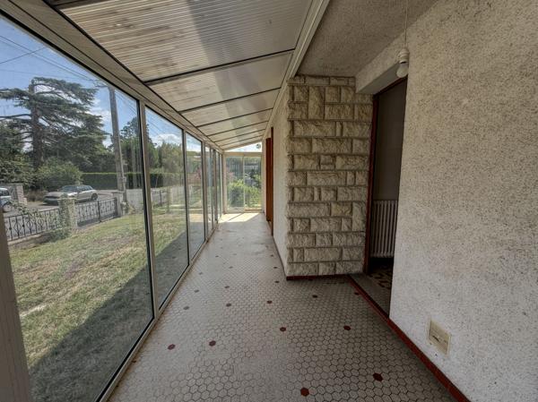 Villeneuve sur lot, maison de plain-pied 2 chambres avec jardin et dépendances