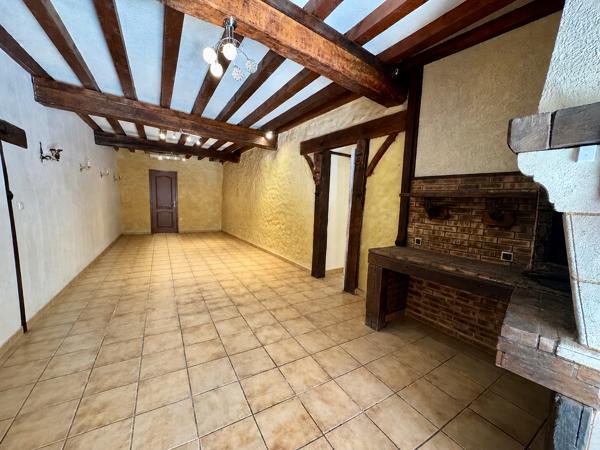 Local commercial de 166m² au centre de Blaye