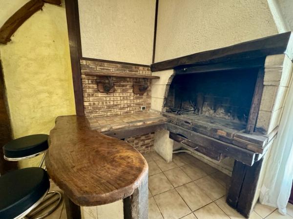 Local commercial de 166m² au centre de Blaye