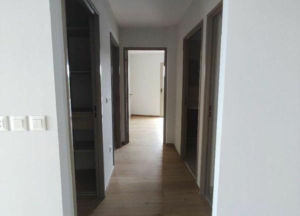 Appartement à louer    3 pièces • 86,30 m2 La Celle-sous-Gouzon