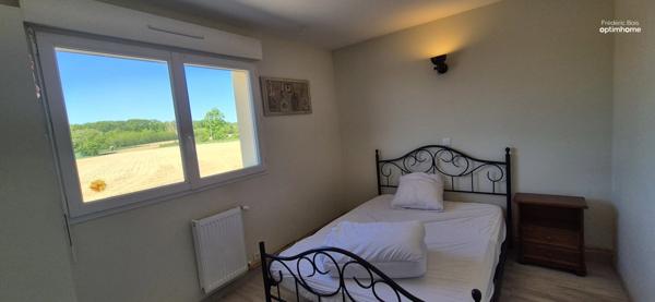 Maison avec local séparé pour bureaux ou appartement proche Montrevel en Bresse