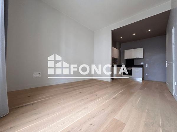 Location Appartement 2 pièces 44.4 m² - CARRE DES LETTRES C02 - 2 RUE VICTOR HUGO La Rochelle 17000