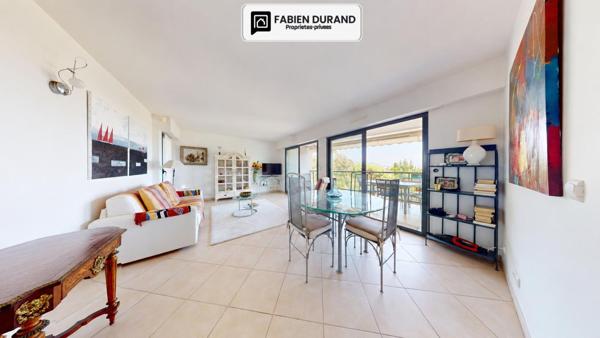 CANNES PLAGE DU MIDI 700m 3 PIÈCES 71,8 M² DEUX TERRASSES 22 M²  PISCINE  GARAGE -   APERÇU MER