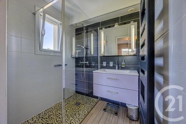 Maison à vendre  5 pièces - 97,43 m 2   RUMILLY  - 74
