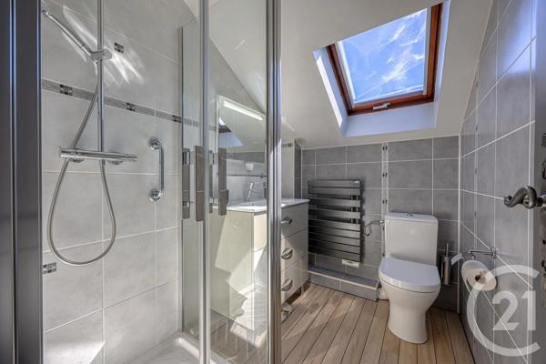 Maison à vendre  5 pièces - 97,43 m 2   RUMILLY  - 74