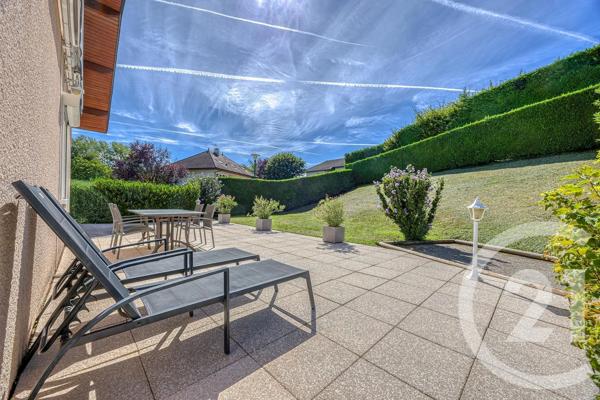 Maison à vendre  5 pièces - 97,43 m 2   RUMILLY  - 74
