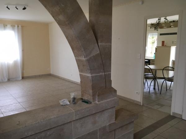 Baugy (18800) V E N D U Maison édifiée sur Sous-Sol sur Parcelle de 2000 m2