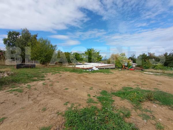 LAVAUR TERRAIN CONSTRUCTIBLE AVEC DALLE 