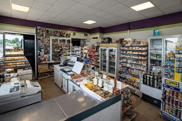 Local Vide sur Saint Die Des Vosges 3 pièce(s) 80 m2