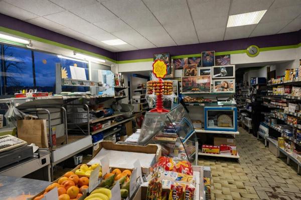 Saint-Dié-des-Vosges ? Local Professionnel 80 m², Libre de Suite