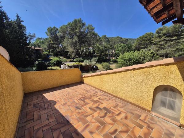 Vente Villa 6 pièces 160 m2 à Le Cannet-des-Maures