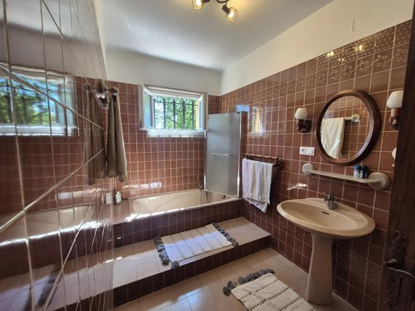 Vente Villa 6 pièces 160 m2 à Le Cannet-des-Maures