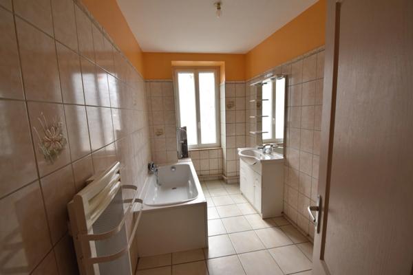 Immeuble à vendre BOURBON LANCY (71)