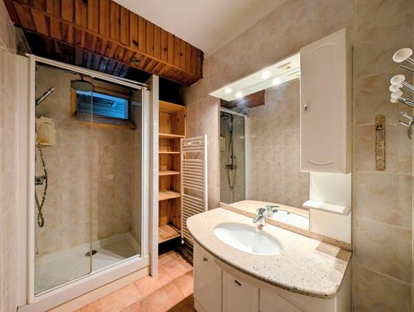 Appartement à vendre |  Luz-Saint-Sauveur |  5 pièces | 84 m²