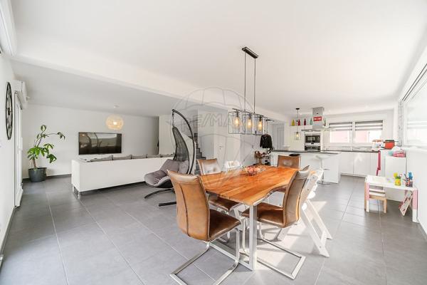 Maison 3 chambre(s) à vendre - Saint-Louis, Haut-Rhin - 68