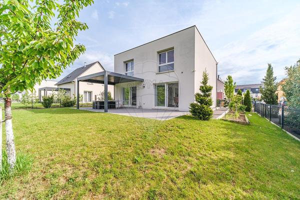 Maison 3 chambre(s) à vendre - Saint-Louis, Haut-Rhin - 68